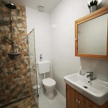 Huvoesvoelgy Vendeghaz Apartment Lokut Exterior photo