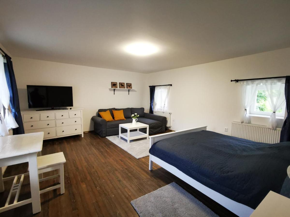 Huvoesvoelgy Vendeghaz Apartment Lokut